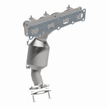 Load image into Gallery viewer, MagnaFlow Exhaust Products 22-158 OEM Grade Manifold Catalytic Converter for Select Chrysler 200, Dodge Dart, Fiat 500X, Jeep Cherokee, Jeep Renegade, Ram ProMaster City