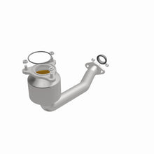 Load image into Gallery viewer, MagnaFlow Exhaust Products 452671 California CARB Direct-Fit Catalytic Converter for Select Suzuki Aerio
