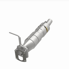 Load image into Gallery viewer, MagnaFlow Exhaust Products 280436 OEM Grade Direct-Fit Catalytic Converter for Select Ford F-53 Motorhome Chassis, Ford F-59 Commercial Stripped Chassis