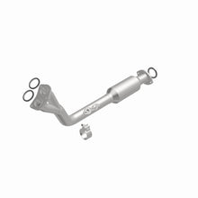 Load image into Gallery viewer, MagnaFlow Exhaust Products 4481912 California CARB Direct-Fit Catalytic Converter for Select Toyota 4Runner
