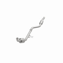 Load image into Gallery viewer, MagnaFlow Exhaust Products 551706 California CARB Direct-Fit Catalytic Converter for Select Mercedes-Benz CLS500, Mercedes-Benz E500