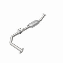 Load image into Gallery viewer, MagnaFlow Exhaust Products 24404 HM Grade Direct-Fit Catalytic Converter for Select Toyota Tundra