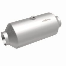 Load image into Gallery viewer, MagnaFlow Exhaust Products 51299 OEM Grade Universal Catalytic Converter for Select Ford E-450 Super Duty, Ford F-350 Super Duty, Ford F-450 Super Duty, Ford F-53 Motorhome Chassis, Ford F-550 Super Duty, Ford F-59 Commercial Stripped Chassis, Ford