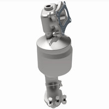 Load image into Gallery viewer, MagnaFlow Exhaust Products 6511898 California CARB Manifold Catalytic Converter for Select Acura MDX, Honda Accord, Honda Passport, Honda Pilot