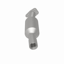 Load image into Gallery viewer, MagnaFlow Exhaust Products 3322431 California CARB Direct-Fit Catalytic Converter for Select Buick Century, Buick Electra, Buick Estate Wagon, Buick LeSabre, Buick Regal, Buick Riviera, Cadillac DeVille, Cadillac Eldorado, Cadillac Fleetwood, Cadillac