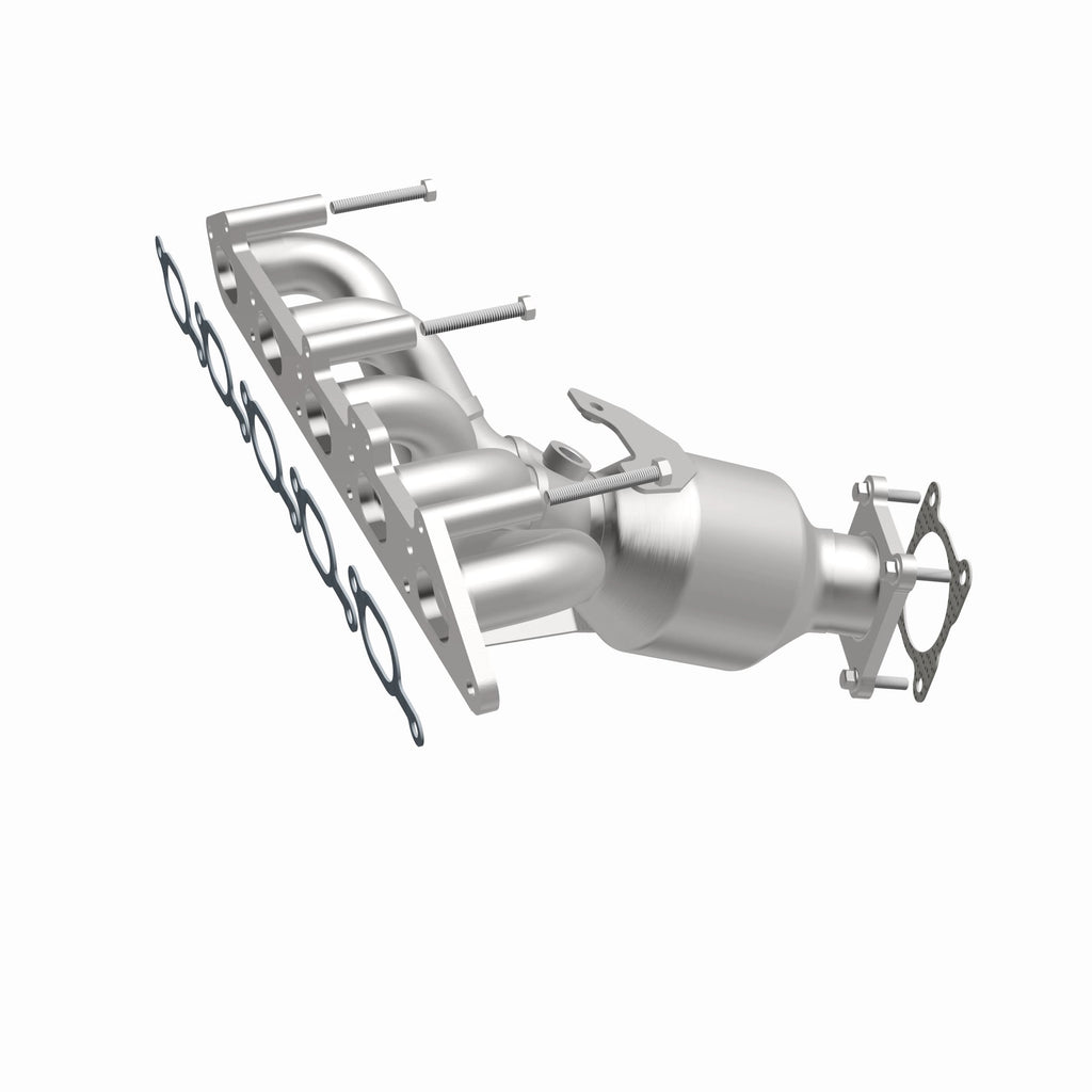 MagnaFlow Exhaust Products 22-138 OEM Grade Manifold Catalytic Converter for Select Volvo S60, Volvo V70