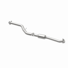 Load image into Gallery viewer, MagnaFlow Exhaust Products 5571217 California CARB Direct-Fit Catalytic Converter for Select Subaru Forester, Subaru Impreza, Subaru XV Crosstrek