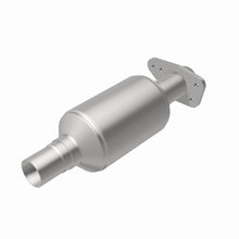 Load image into Gallery viewer, MagnaFlow Exhaust Products 3391496 California CARB Direct-Fit Catalytic Converter for Select Chevrolet S10, GMC Sonoma