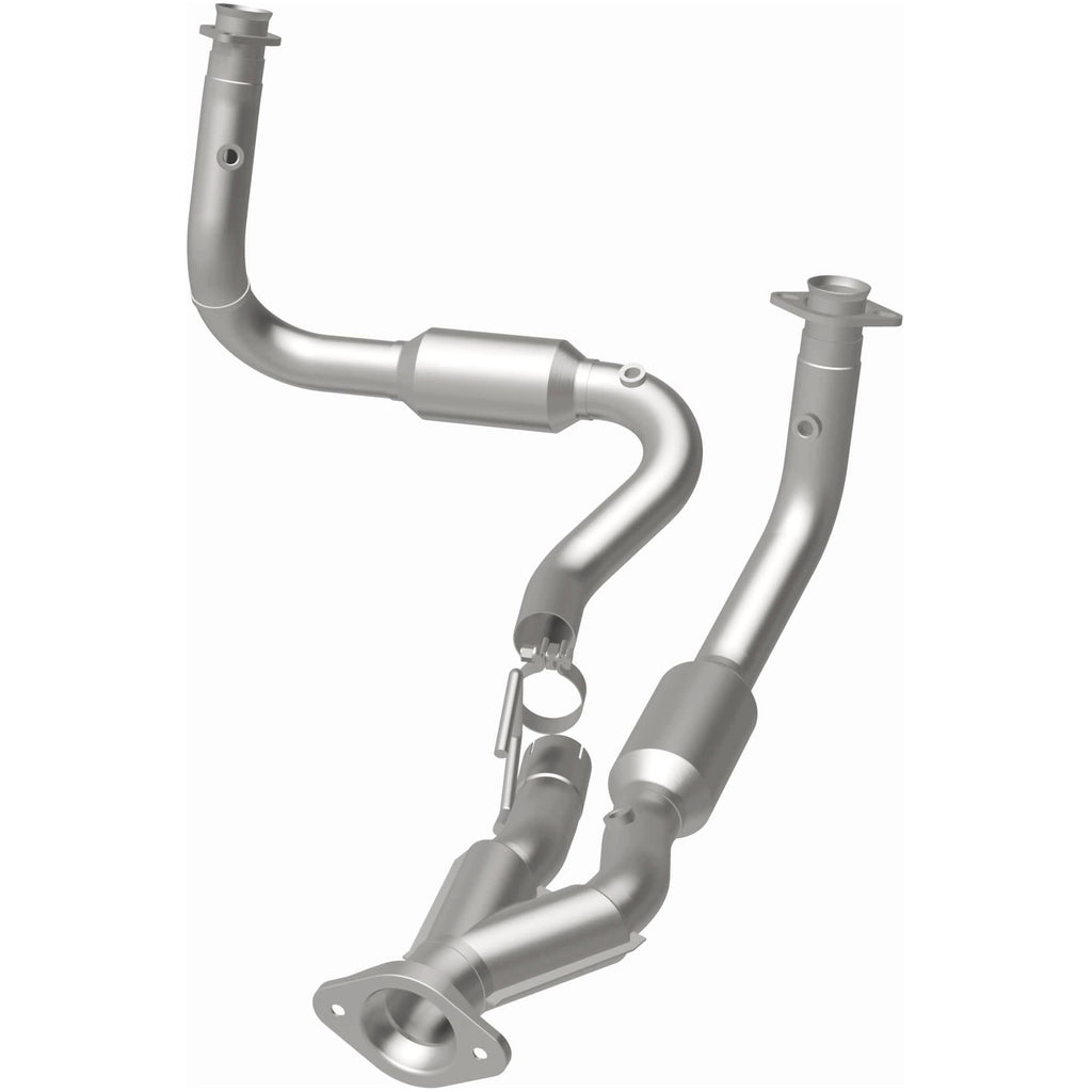 MagnaFlow Exhaust Products 49686 OEM Grade Direct-Fit Catalytic Converter for Select Jeep Grand Cherokee