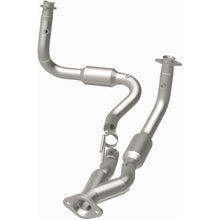 Load image into Gallery viewer, MagnaFlow Exhaust Products 49686 OEM Grade Direct-Fit Catalytic Converter for Select Jeep Grand Cherokee