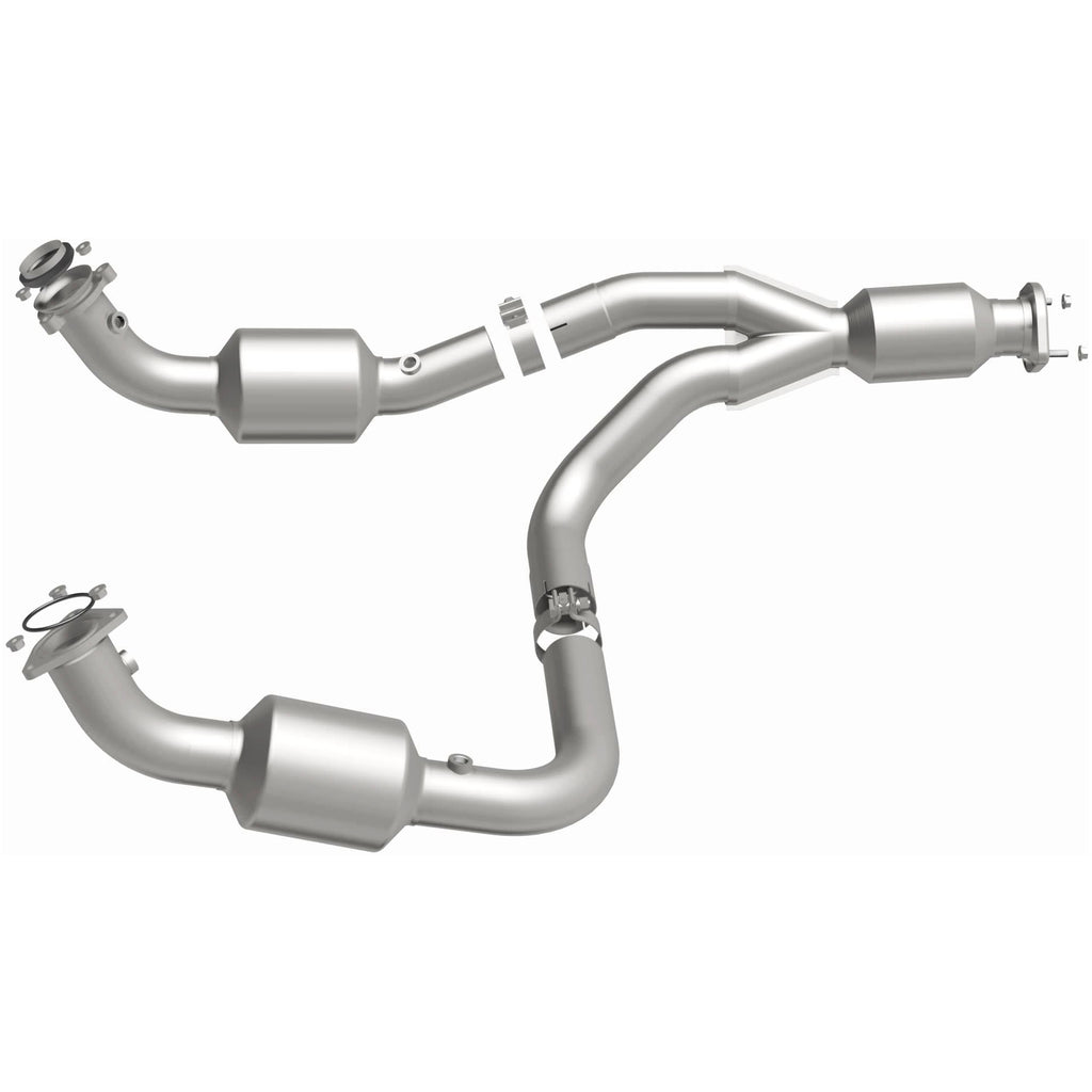 MagnaFlow Exhaust Products 280505 OEM Grade Direct-Fit Catalytic Converter for Select Chevrolet Express 3500, Chevrolet Express 4500, GMC Savana 3500, GMC Savana