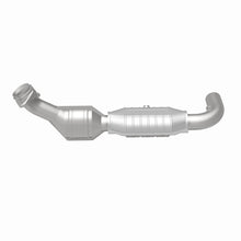 Load image into Gallery viewer, MagnaFlow Exhaust Products 447177 California CARB Direct-Fit Catalytic Converter for Select Ford E-150 Econoline, Ford E-150 Econoline Club Wagon, Ford Expedition, Ford F-150, Ford F-250