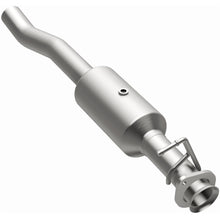 Load image into Gallery viewer, MagnaFlow Exhaust Products 280445 OEM Grade Direct-Fit Catalytic Converter for Select Ford F-53 Motorhome Chassis, Ford F-59 Commercial Stripped Chassis, Ford F-650, Ford F-750