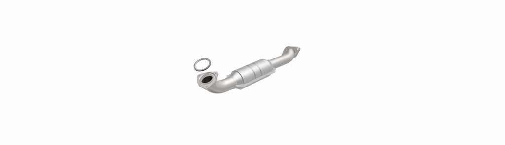 MagnaFlow Exhaust Products 51689 OEM Grade Direct-Fit Catalytic Converter for Select Pontiac G8