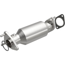 Load image into Gallery viewer, MagnaFlow Exhaust Products 52665 OEM Grade Direct-Fit Catalytic Converter for Select Nissan Frontier, Nissan NV1500, Nissan NV2500, Nissan NV3500, Nissan Pathfinder, Nissan Xterra, Suzuki Equator