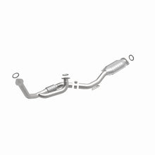 Load image into Gallery viewer, MagnaFlow Exhaust Products 51091 OEM Grade Direct-Fit Catalytic Converter for Select Lexus ES300, Toyota Avalon, Toyota Camry, Toyota Solara