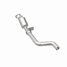 Load image into Gallery viewer, MagnaFlow Exhaust Products 5561422 California CARB Direct-Fit Catalytic Converter for Select Ford Mustang