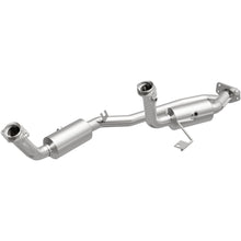 Load image into Gallery viewer, MagnaFlow Exhaust Products 4551079 California CARB Direct-Fit Catalytic Converter for Select Ford Freestar, Mercury Monterey