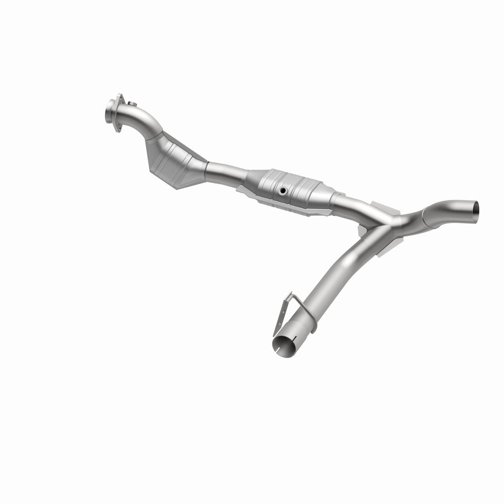 MagnaFlow Exhaust Products 447124 California CARB Direct-Fit Catalytic Converter for Select Ford Expedition, Ford F-150