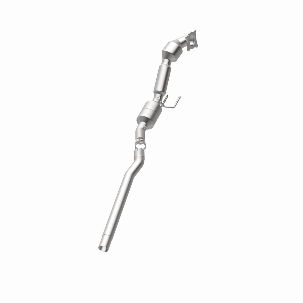 MagnaFlow Exhaust Products 52380 OEM Grade Direct-Fit Catalytic Converter for Select Volkswagen CC, Volkswagen Passat