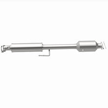 Load image into Gallery viewer, MagnaFlow Exhaust Products 5571820 California CARB Direct-Fit Catalytic Converter for Select Hyundai Sonata