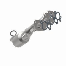 Load image into Gallery viewer, MagnaFlow Exhaust Products 52545 OEM Grade Manifold Catalytic Converter for Select Lexus RX350, Toyota Highlander, Toyota Sienna