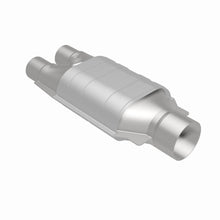 Load image into Gallery viewer, MagnaFlow Exhaust Products 99047HM HM Grade Universal Catalytic Converter for Select Chevrolet Express 1500, Chevrolet Express 2500, GMC Savana 1500, GMC Savana