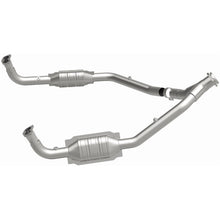 Load image into Gallery viewer, MagnaFlow Exhaust Products 93691 Standard Grade Direct-Fit Catalytic Converter for Select Land Rover Defender 110, Land Rover Defender 90, Land Rover Discovery