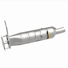 Load image into Gallery viewer, MagnaFlow Exhaust Products 280436 OEM Grade Direct-Fit Catalytic Converter for Select Ford F-53 Motorhome Chassis, Ford F-59 Commercial Stripped Chassis