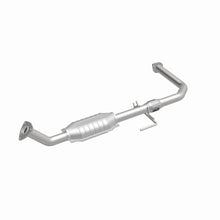 Load image into Gallery viewer, MagnaFlow Exhaust Products 24404 HM Grade Direct-Fit Catalytic Converter for Select Toyota Tundra