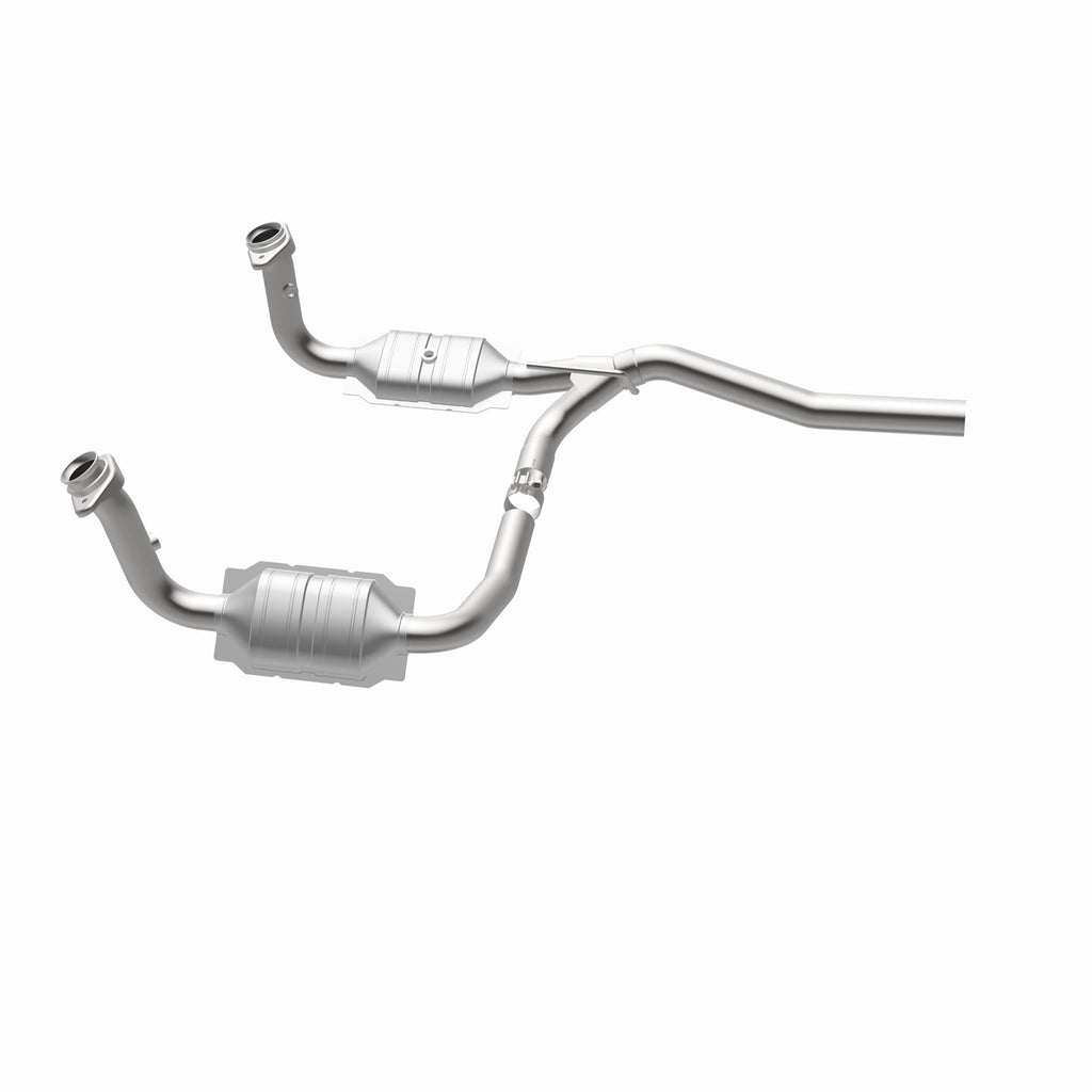 MagnaFlow Exhaust Products 51829 OEM Grade Direct-Fit Catalytic Converter for Select Dodge Nitro