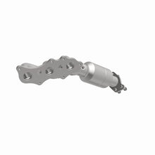 Load image into Gallery viewer, MagnaFlow Exhaust Products 51228 OEM Grade Manifold Catalytic Converter for Select Toyota 4Runner, Toyota FJ Cruiser