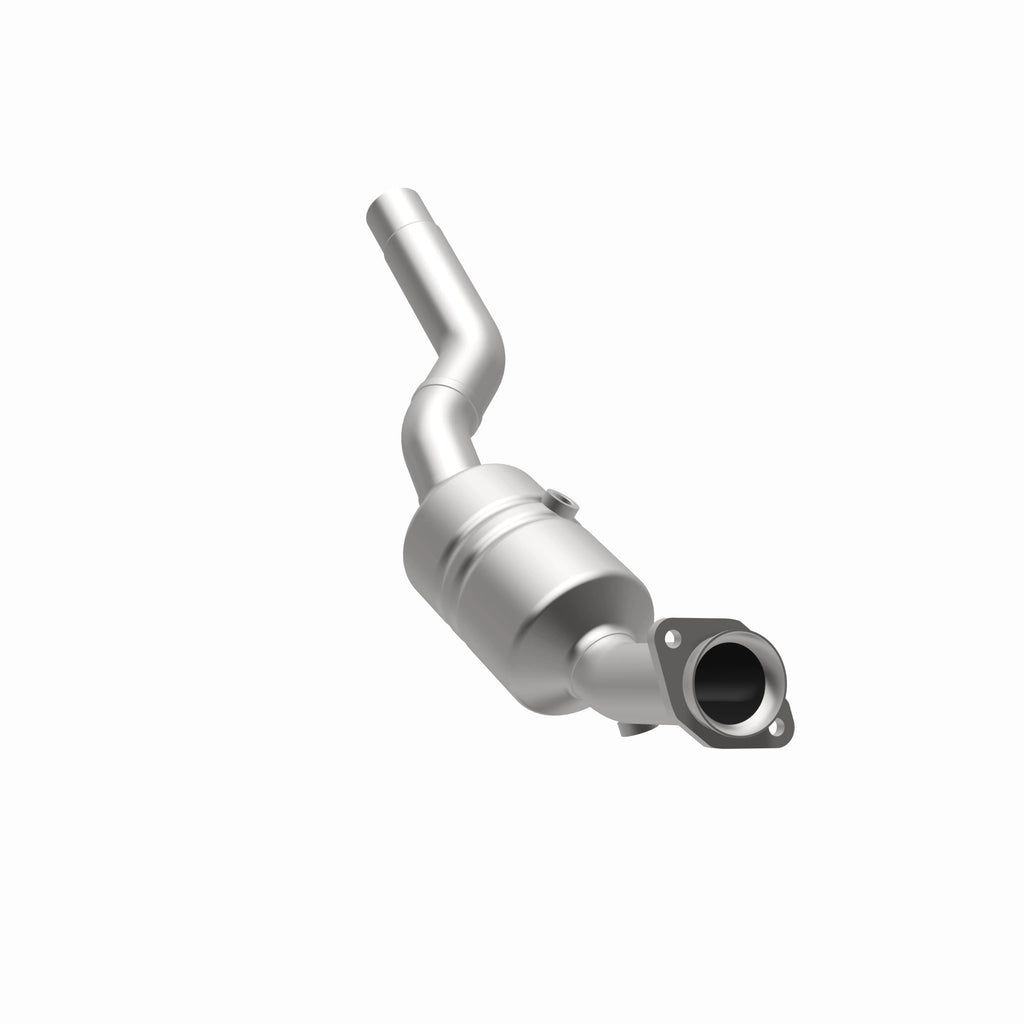 MagnaFlow Exhaust Products 51948 OEM Grade Direct-Fit Catalytic Converter for Select Jaguar XK, Jaguar XKR
