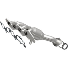 Load image into Gallery viewer, MagnaFlow Exhaust Products 5631851 California CARB Manifold Catalytic Converter for Select Mazda 6