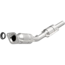 Load image into Gallery viewer, MagnaFlow Exhaust Products 454200 California CARB Direct-Fit Catalytic Converter for Select Toyota Corolla, Toyota Matrix