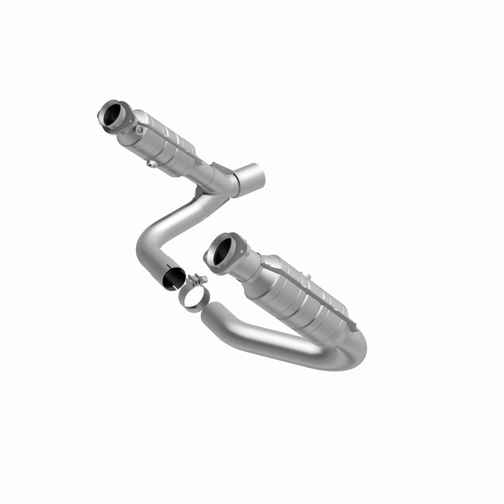 MagnaFlow Exhaust Products 49638 OEM Grade Direct-Fit Catalytic Converter for Select Chrysler Aspen, Dodge Durango