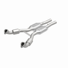 Load image into Gallery viewer, MagnaFlow Exhaust Products 93989 HM Grade Semi-Direct Fit Catalytic Converter for Select Chevrolet Corvette