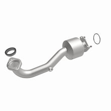 Load image into Gallery viewer, MagnaFlow Exhaust Products 21-979 OEM Grade Direct-Fit Catalytic Converter for Select Honda HR-V