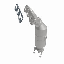 Load image into Gallery viewer, MagnaFlow Exhaust Products 50911 HM Grade Manifold Catalytic Converter for Select Suzuki Verona