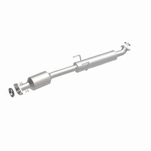Load image into Gallery viewer, MagnaFlow Exhaust Products 5592547 California CARB Direct-Fit Catalytic Converter for Select Toyota Sienna