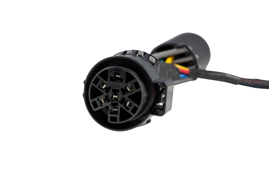 Diode Dynamics DD4136 Powers Diode Dynamics C1R LED pods.