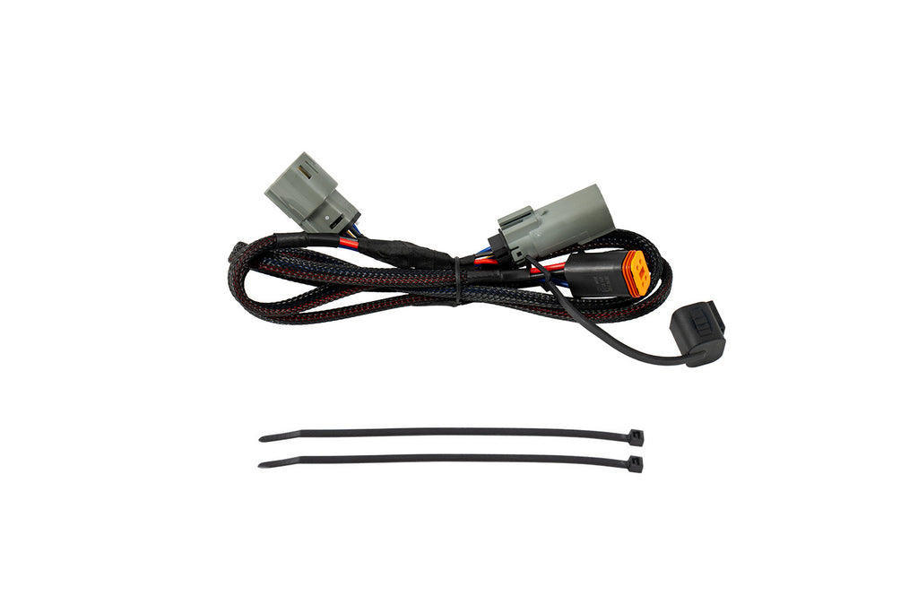 Diode Dynamics DD4162 Powers an SSC1 LED pod in the 2022-2024 Ford Maverick trailer hitch receiver.