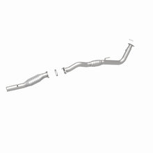 Load image into Gallery viewer, MagnaFlow Exhaust Products 93623 HM Grade Direct-Fit Catalytic Converter for Select Chevrolet Silverado HD, Chevrolet Silverado 2500, Chevrolet Suburban 2500, GMC Sierra HD, GMC Sierra 2500, GMC Sierra HD, GMC Yukon XL