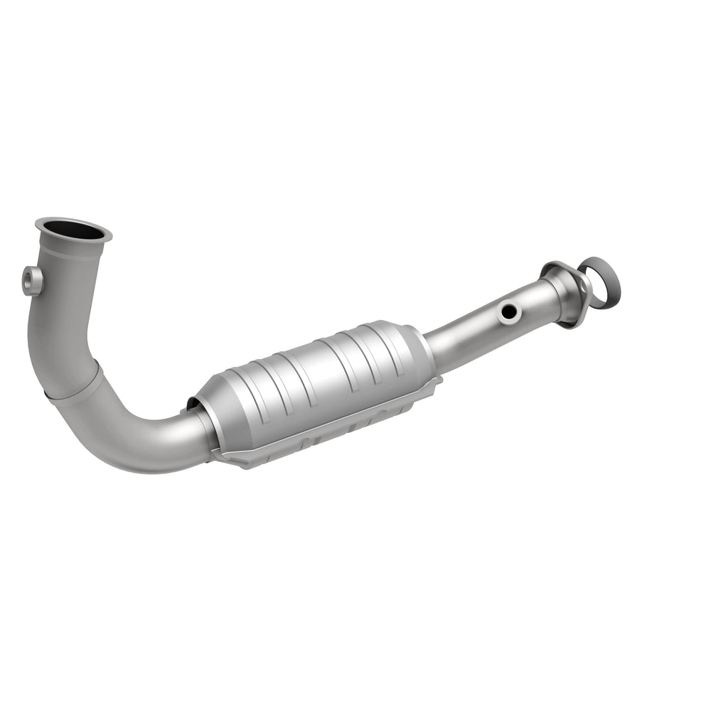 MagnaFlow Exhaust Products 49583 OEM Grade Direct-Fit Catalytic Converter for Select Jeep Liberty
