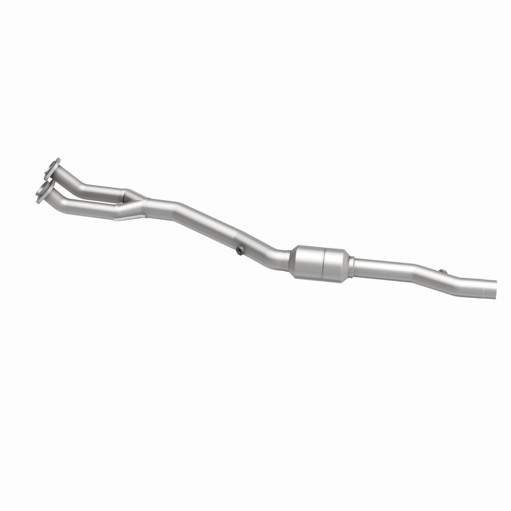 MagnaFlow Exhaust Products 4481687 California CARB Direct-Fit Catalytic Converter for Select BMW 840Ci