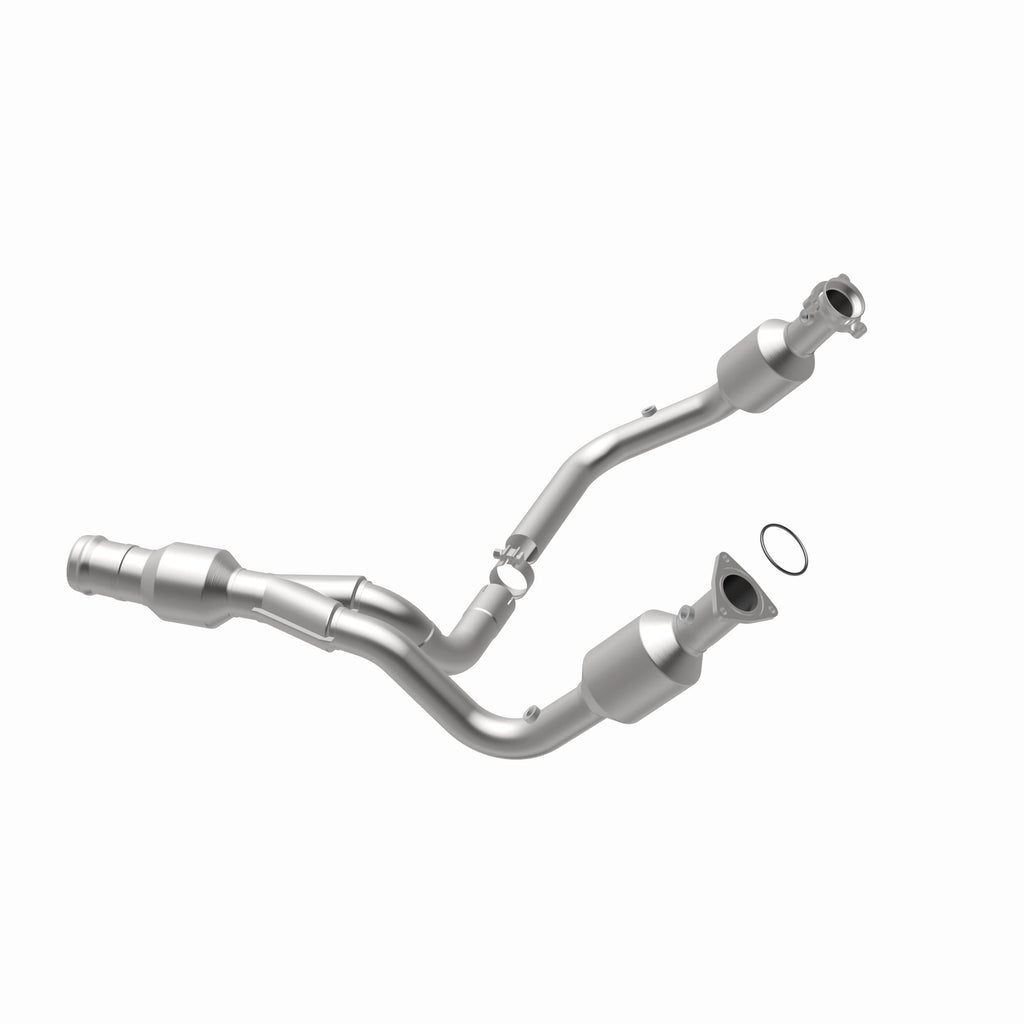 MagnaFlow Exhaust Products 52617 OEM Grade Direct-Fit Catalytic Converter for Select Cadillac Escalade, Cadillac Escalade ESV, Chevrolet Silverado 1500, Chevrolet Suburban, Chevrolet Tahoe, GMC Sierra 1500, GMC Yukon, GMC Yukon XL