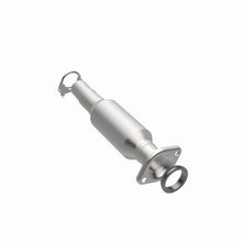 Load image into Gallery viewer, MagnaFlow Exhaust Products 5592030 California CARB Direct-Fit Catalytic Converter for Select Toyota Sienna