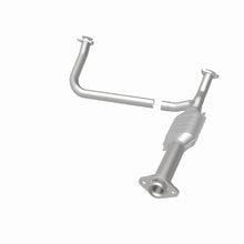 Load image into Gallery viewer, MagnaFlow Exhaust Products 3391482 California CARB Direct-Fit Catalytic Converter for Select Chevrolet G10, Chevrolet G20, Chevrolet G30, GMC G1500, GMC G2500, GMC G3500