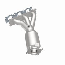 Load image into Gallery viewer, MagnaFlow Exhaust Products 52167 OEM Grade Manifold Catalytic Converter for Select Land Rover LR2