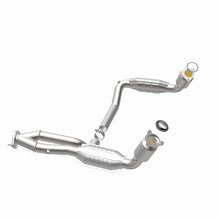 Load image into Gallery viewer, MagnaFlow Exhaust Products 458062 California CARB Direct-Fit Catalytic Converter for Select Cadillac Escalade, Chevrolet Avalanche 1500, Chevrolet Silverado 1500, Chevrolet Suburban 1500, Chevrolet Tahoe, GMC Sierra 1500, GMC Yukon, GMC Yukon XL